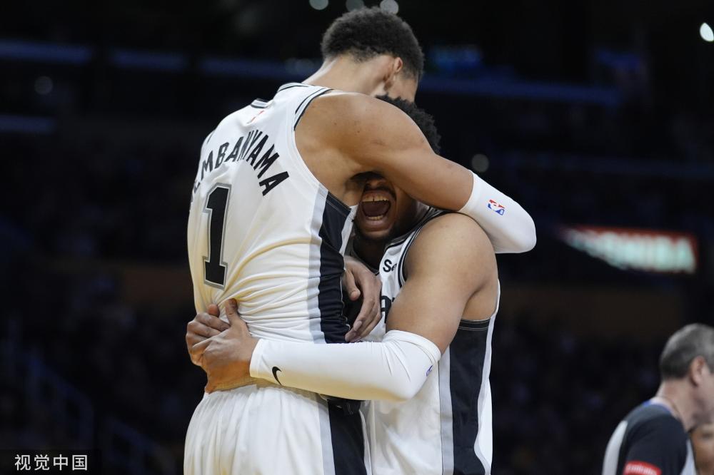 队时却显得 队时却显得