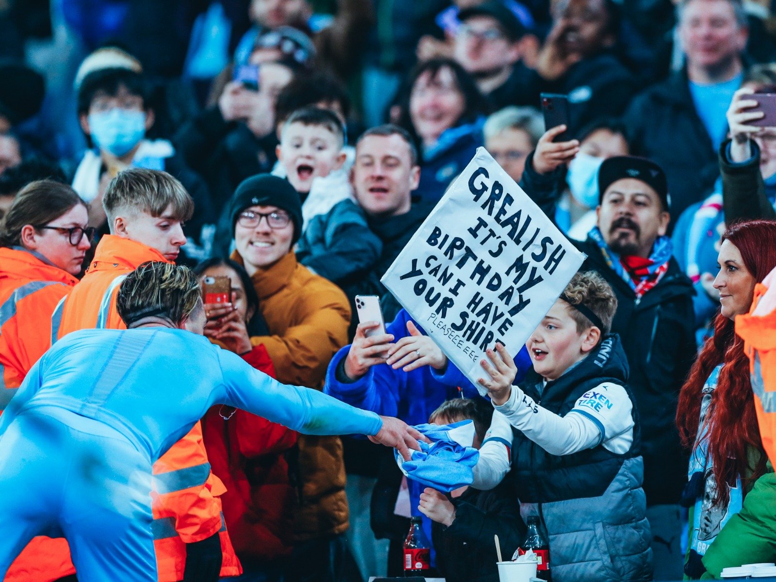 他在面对快 他在面对快